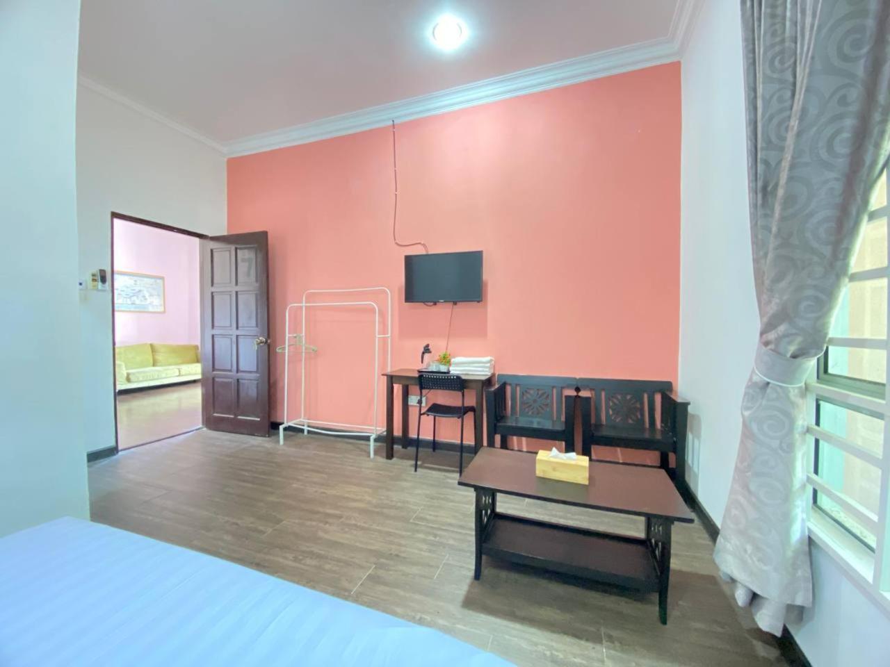 Besut Guesthouse Кампунг-Куала-Бесут Экстерьер фото
